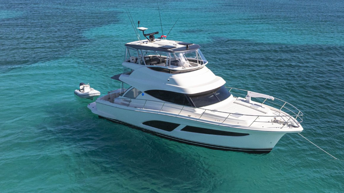 Riviera 46 Sports | Boating Partnerships